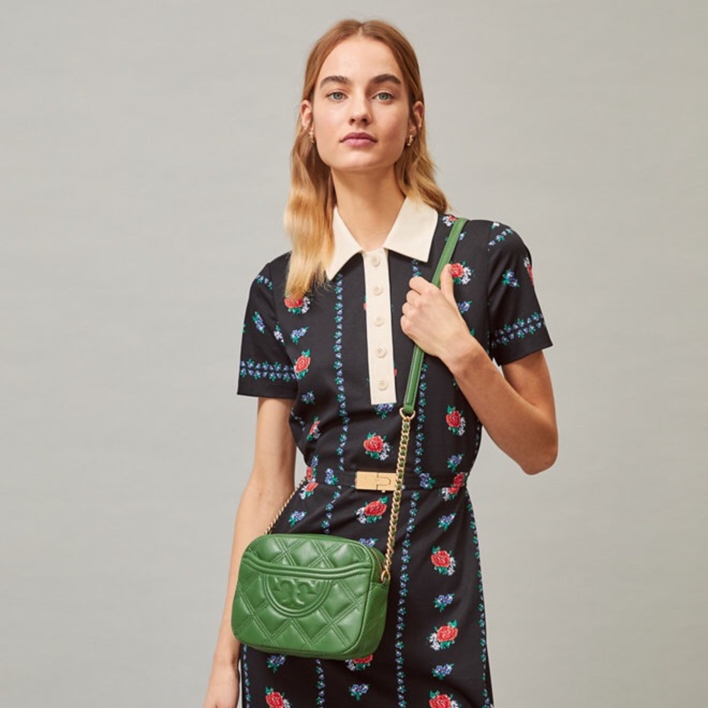 Tory Burch🌼NEW🌼Fleming Camera bag color Arugula - Picture 5 of 11